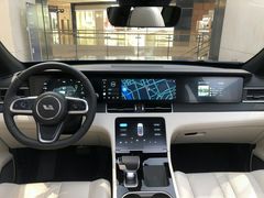 -理想汽车(世纪汇店)