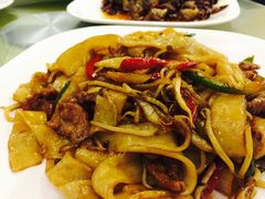 -顺峰渔港中国人的餐厅