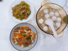 -鲸育宝宝月嫂(徐汇店)