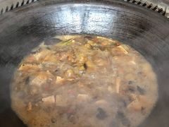 -哈尔滨东北铁锅炖(都督街店)