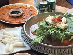 -喇喇排骨火锅·传统韩式脊骨汤(望京西园总店)