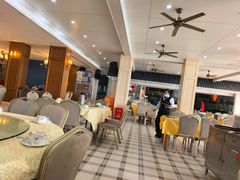 -鹏城人家海鲜酒家·23年老字号(较场尾店)