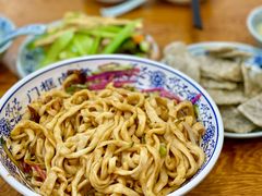 老北京炸酱面-门框胡同百年卤煮(新街口店)