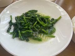 -渝信川菜 · 川味家常菜(财富购物中心店)