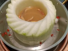 -得意咚瓜·顺德鱼生·冬瓜火锅(深圳首店)