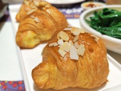 流心牛角包-有心德(麦地店)