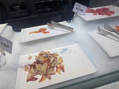 -川骄海鲜自助(王府井奥莱UP TOWN店原世界之花店)