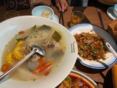 -有红鸡毛店·川菜(建设路店)