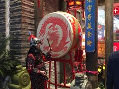 -八一路好吃街(雨田商务大厦店)