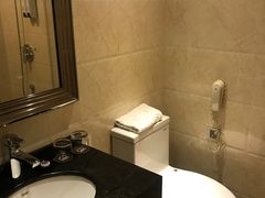 -华雅·云缦酒店(岳阳楼区火车站店)