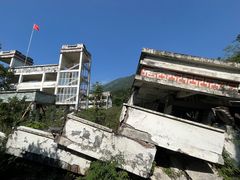-四川汶川特大地震漩口中学遗址