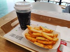 -龙治汉堡(中华城店)