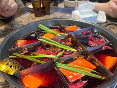 -正南齊北重庆老火锅(光华村直营店)