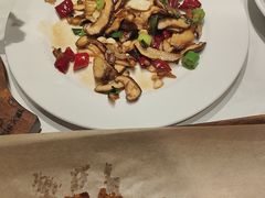 -清真·卡德尔大叔新疆主题餐厅(龙汇路店)