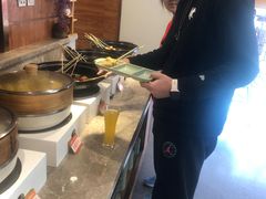 -悦橙烤肉海鲜自助(中央大街店)