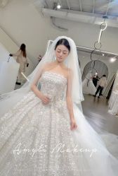 -艾米丽婚纱礼服