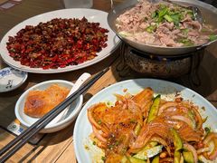 -肖四女乐山跷脚牛肉(滨江天街店)