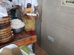 -舒小笼松针小笼包