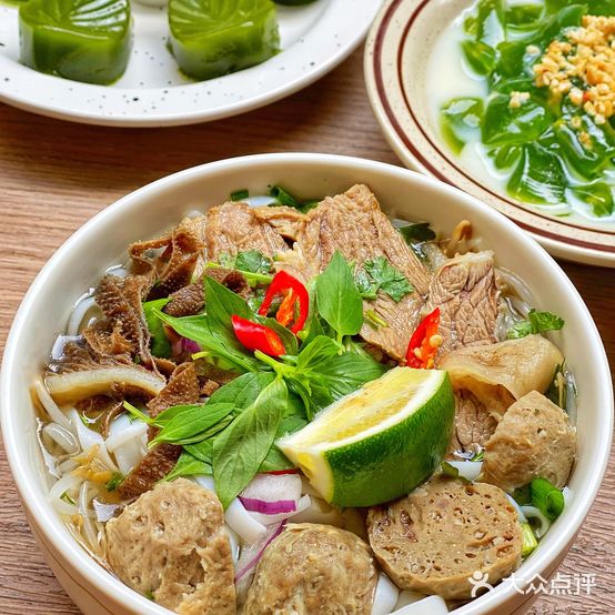 越幸运越式牛肉河粉·东南亚轻食料理