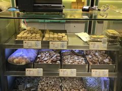 面包甜点陈列柜-上海哈尔滨食品厂(淮海中路店)