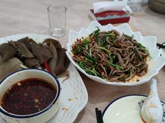 -洪霞餐馆