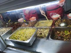 自助取餐区-咱家王新国把子肉(县东巷店)