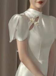-衣贝姿婚纱礼服馆