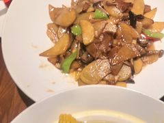 -那家老院子东北菜·饺子·小鸡炖蘑菇(艳华街店)