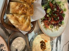 -Efes Turkish & Mediterranean Cuisine 艾菲斯餐厅(陆家嘴店)
