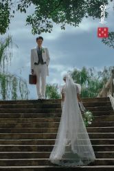 -乐派诗婚纱摄影