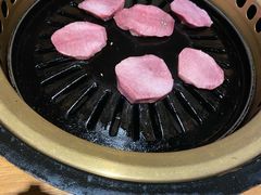 上等牛舌-炼火烤肉店