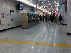 -铁西广场(地铁站)