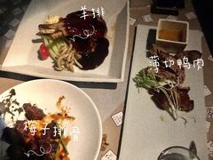 -穹六人间 people 6(岳阳路店)