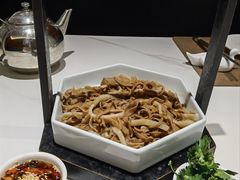 -皇城根·鲁菜济南菜·吊炉烤鸭·炒鸡鱼头(济南旗舰店)