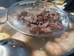 -牛一煲美食(江高店)