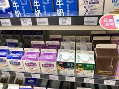 -全家便利店(秀沿路二店)