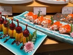 -雍容荟活帝王蟹活龙虾自助(苏宁旗舰店)