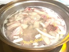 竹笙椰子鸡-润园四季椰子鸡火锅(南山海岸城店)