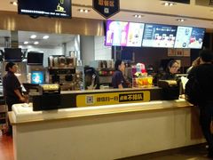 -麦当劳(南京路2店)