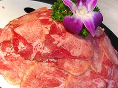 热火原切牛舌-热火朝天鲜切牛肉火锅(南强街巷店)