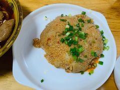 -曾氏肥肠馆(凯瑞雅居店)