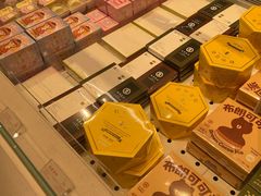 -好利来(上海长宁龙之梦店)