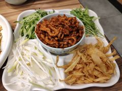 京酱肉丝-合合春饼·酱骨·东北菜(潘家园店)