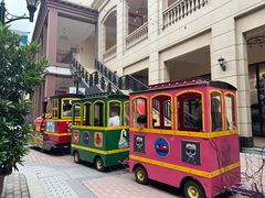 -王府井奥莱临潼小镇(临潼店)