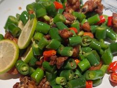 -苹果树下艺术餐厅(宋庄店)