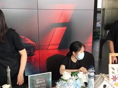 -奔驰上海利星(七宝店)