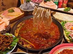 -旧街市鲜货老火锅(大光路店)