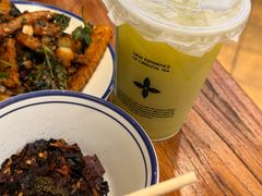 -云阿蛮云南生烫牛肉米线(奉贤路店)