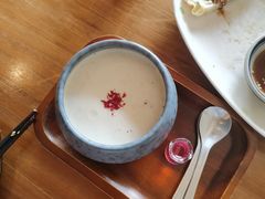 玫瑰酒酿奶冻-拾年