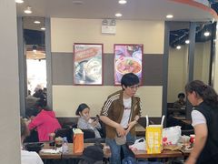 -李先生牛肉面大王(北京站售票厅餐厅)